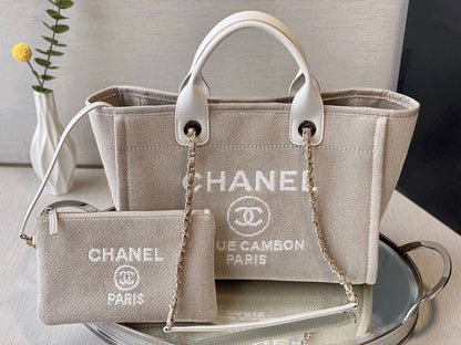 Chanel Luxury Handbag Style 137