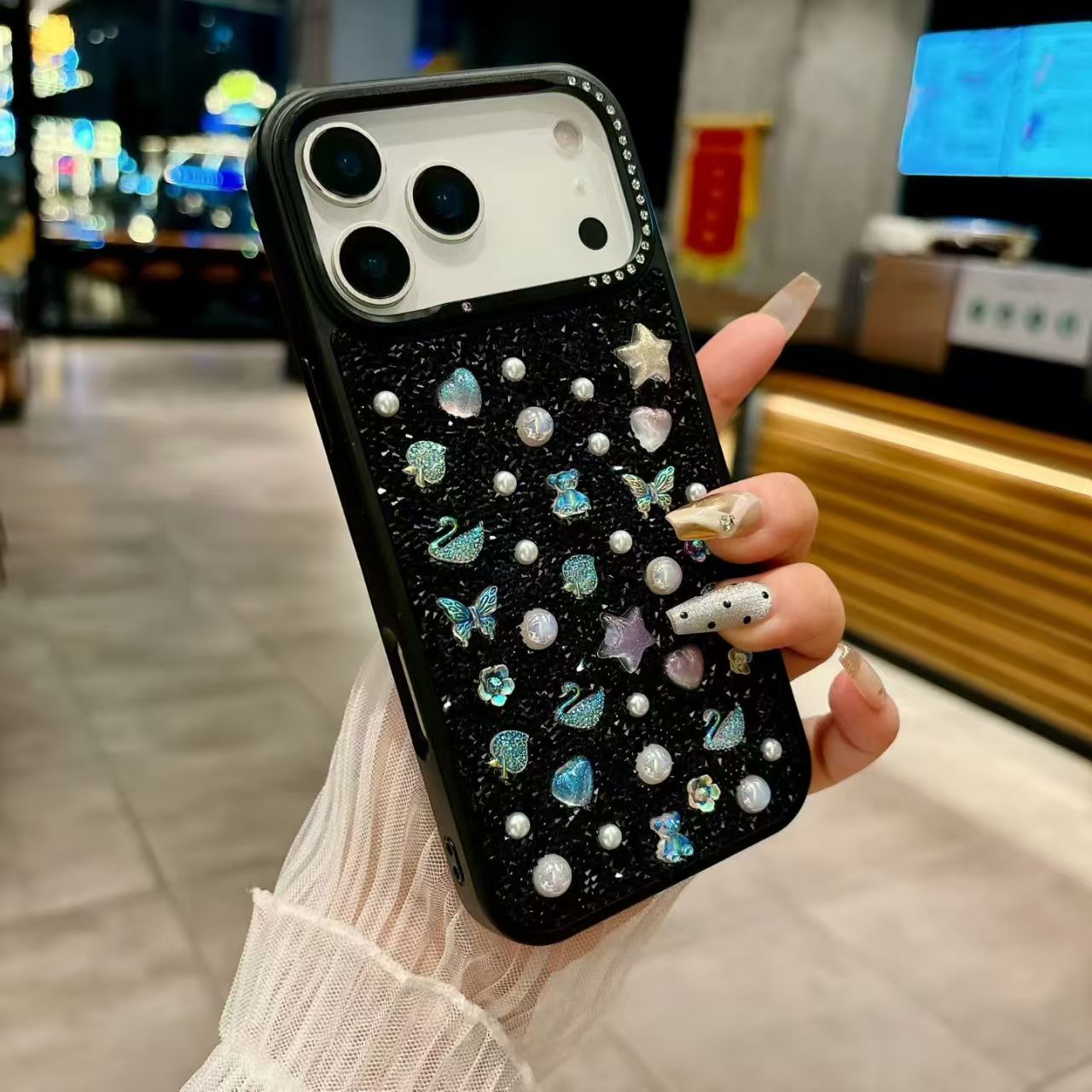 New Stylish, Sparkling Pink Diamond Phone Case for iphone Series and samsugn s25U s26u