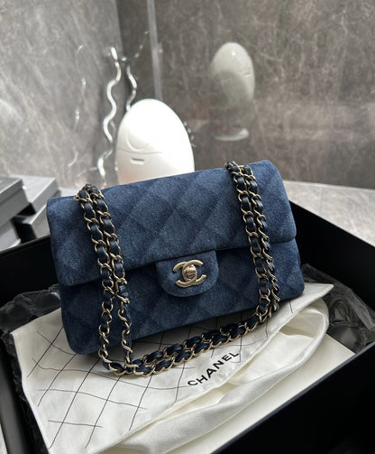 Chanel Chanel 22 Leather Shoulder Bag Shoulder Bag