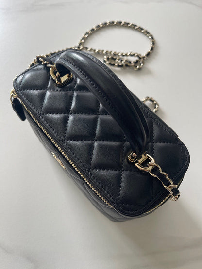 Chanel Luxury Handbag Style 197