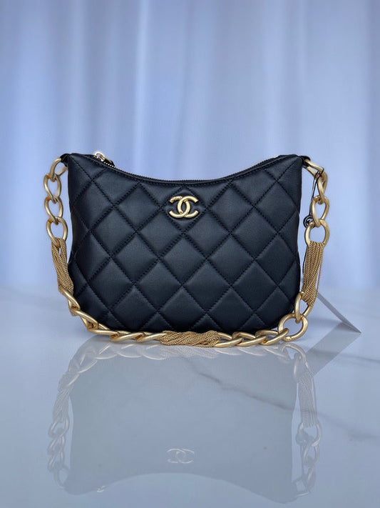 Chanel Luxury Handbag Style 350