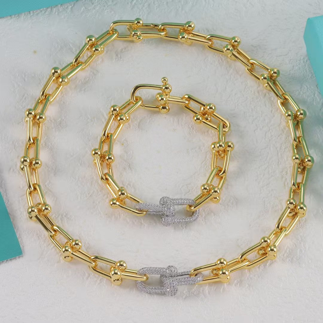 High-quality Tiffany necklaces and bracelets