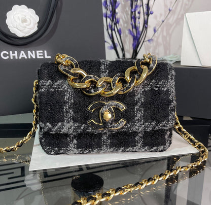 Chanel Luxury Handbag Style 73