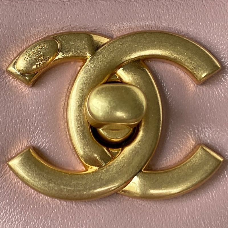 Chanel Luxury Handbag Style 418
