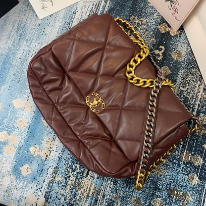 Chanel Luxury Handbag Style 577