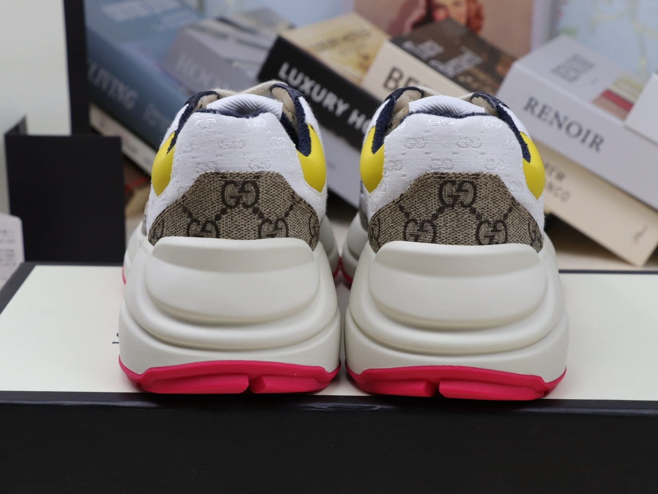 Gucci 3colors