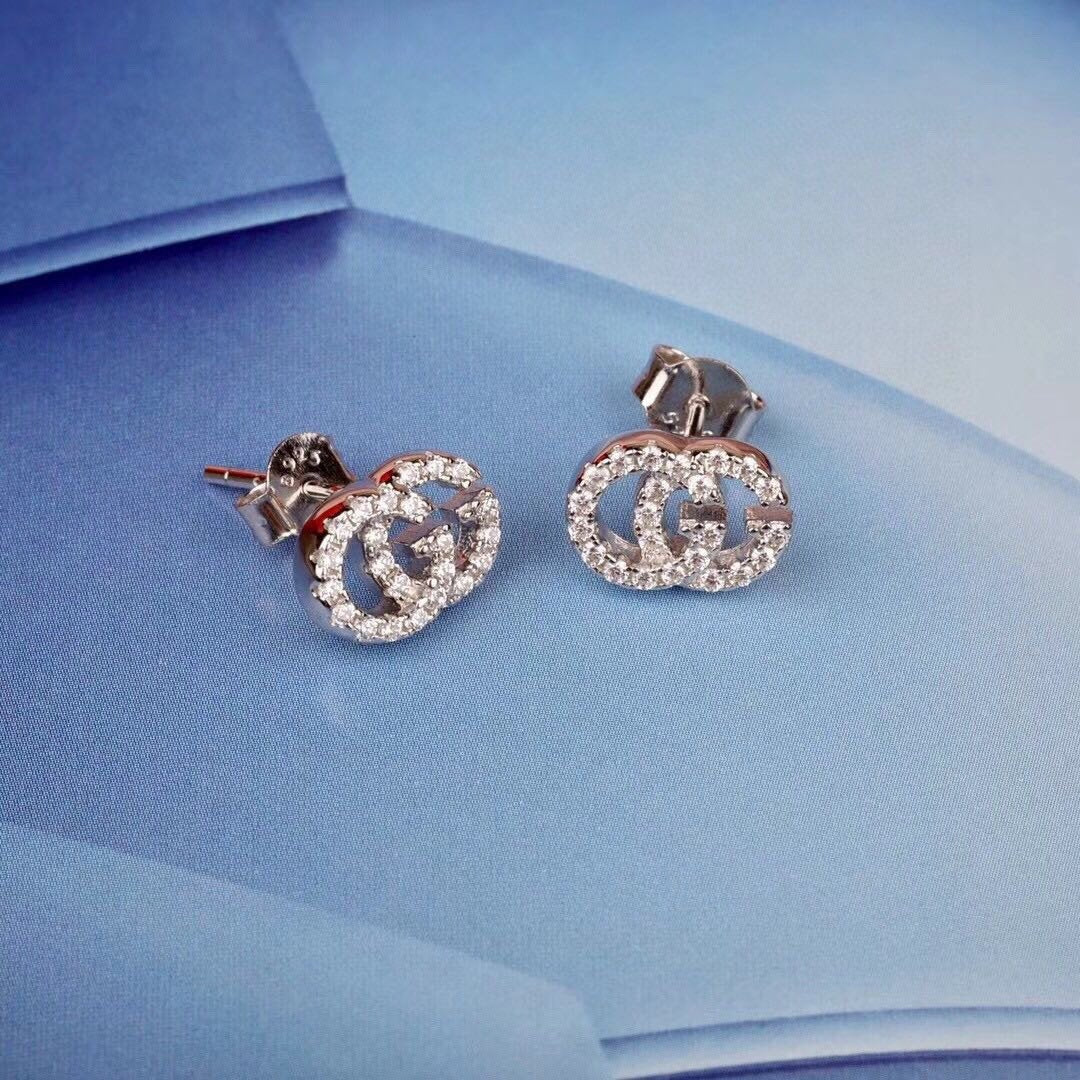 G u c c i earrings