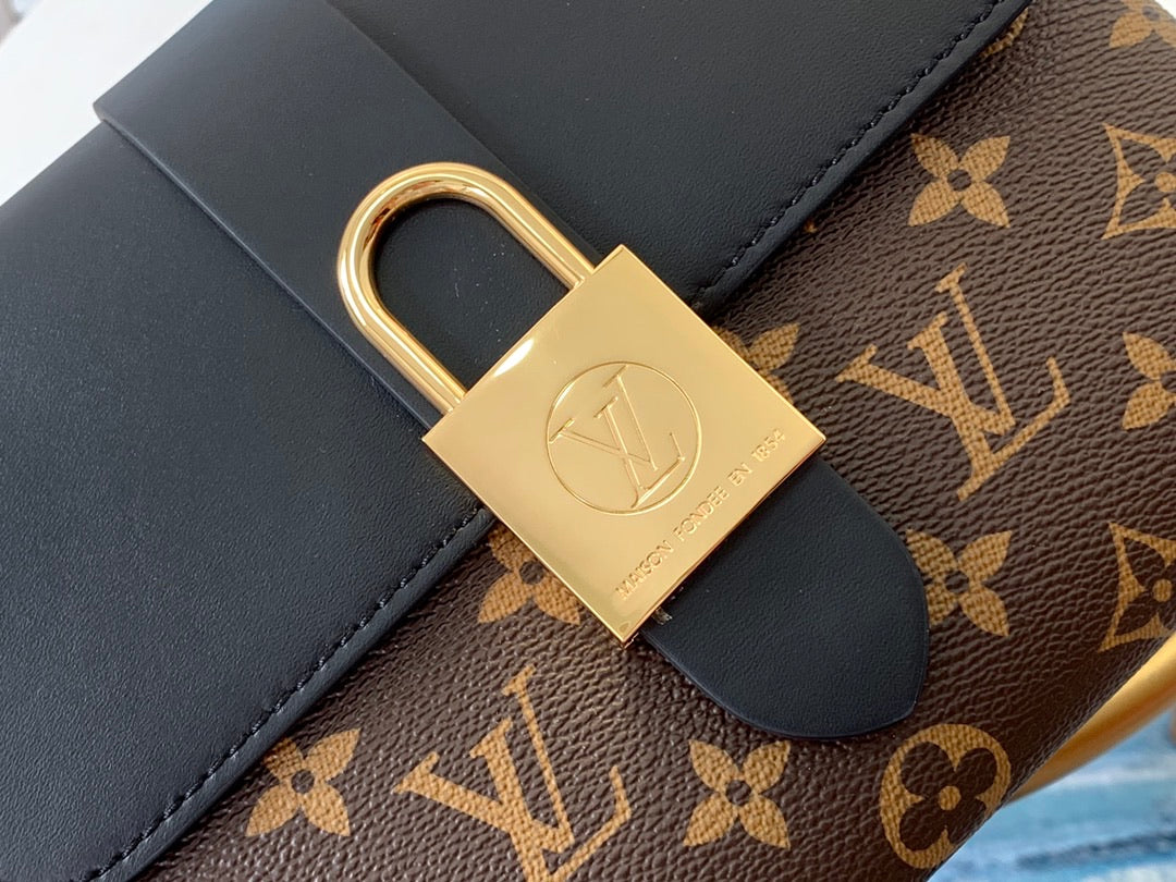 lock handbag 21.0 x 17.0 x 8.0 cm