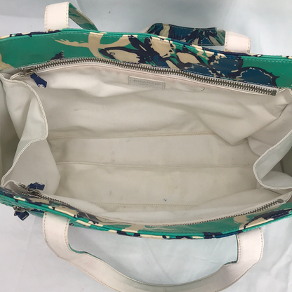 Chanel Luxury Handbag Style 32