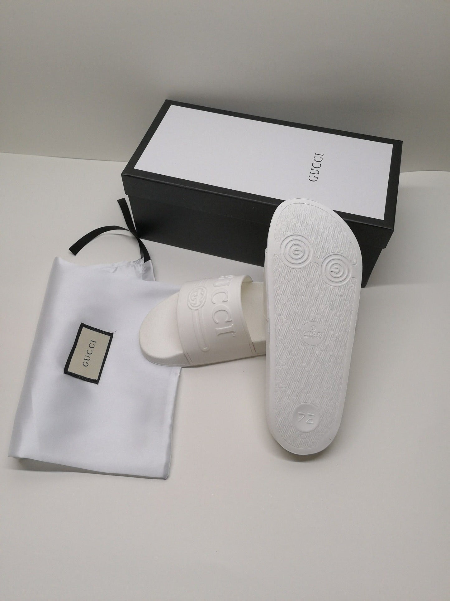 Gucci 5 colors