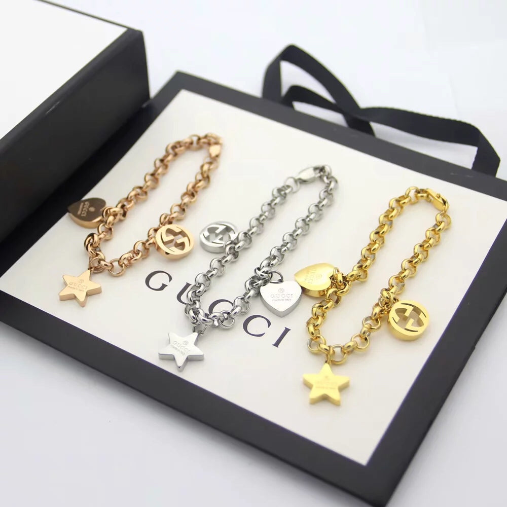 G u c c I bracelet