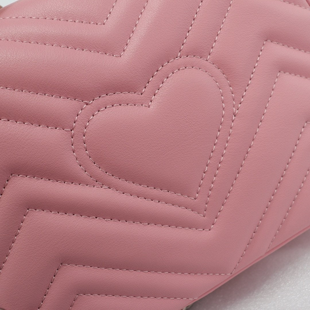 Gucci pink