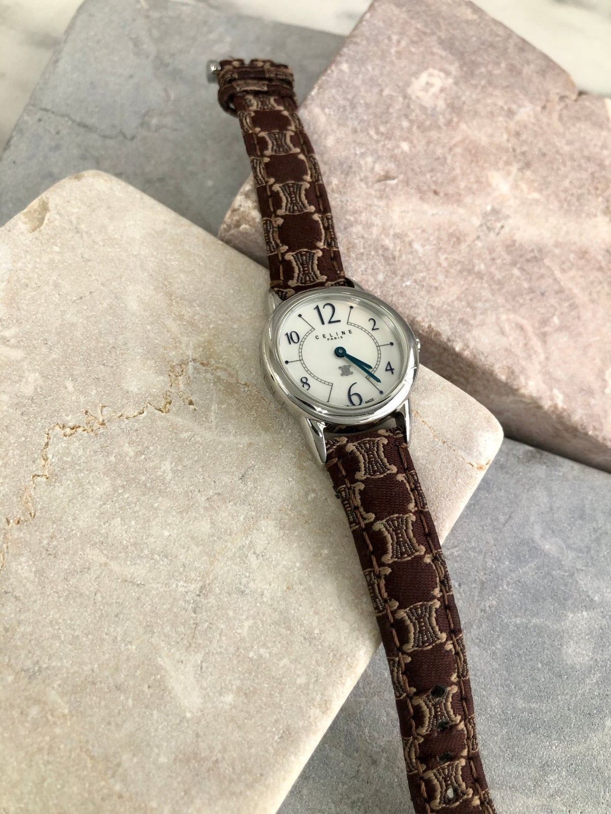 CELINE  Watch Brown Vintage 6hyr75