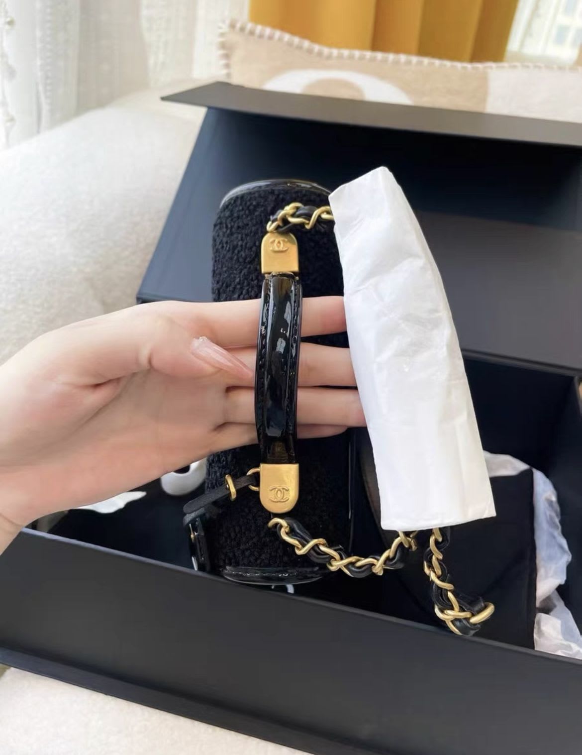 Chanel 22Aw Black Tweed Patent Leather Chain Bag