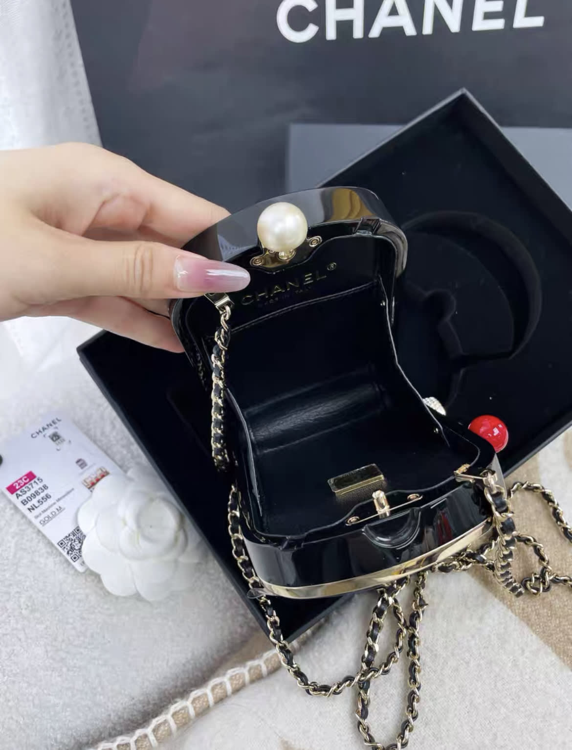 Chanel Luxury Leather Clutch Style 7