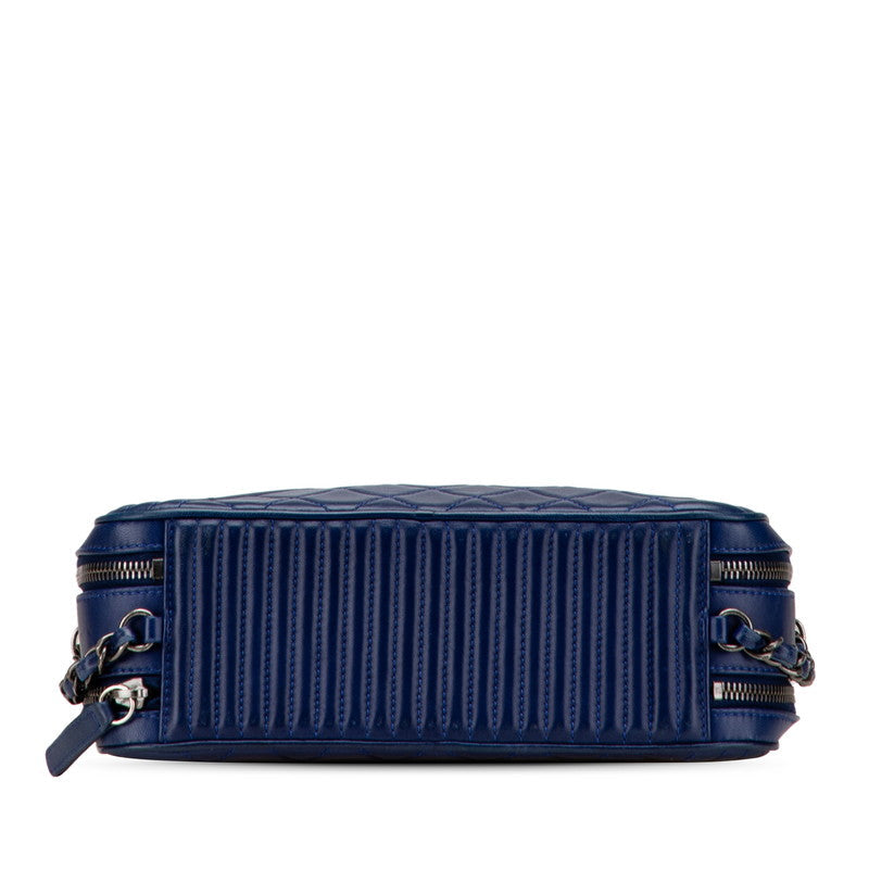 Chanel Boy Lambskin Shoulder Bag Style 18