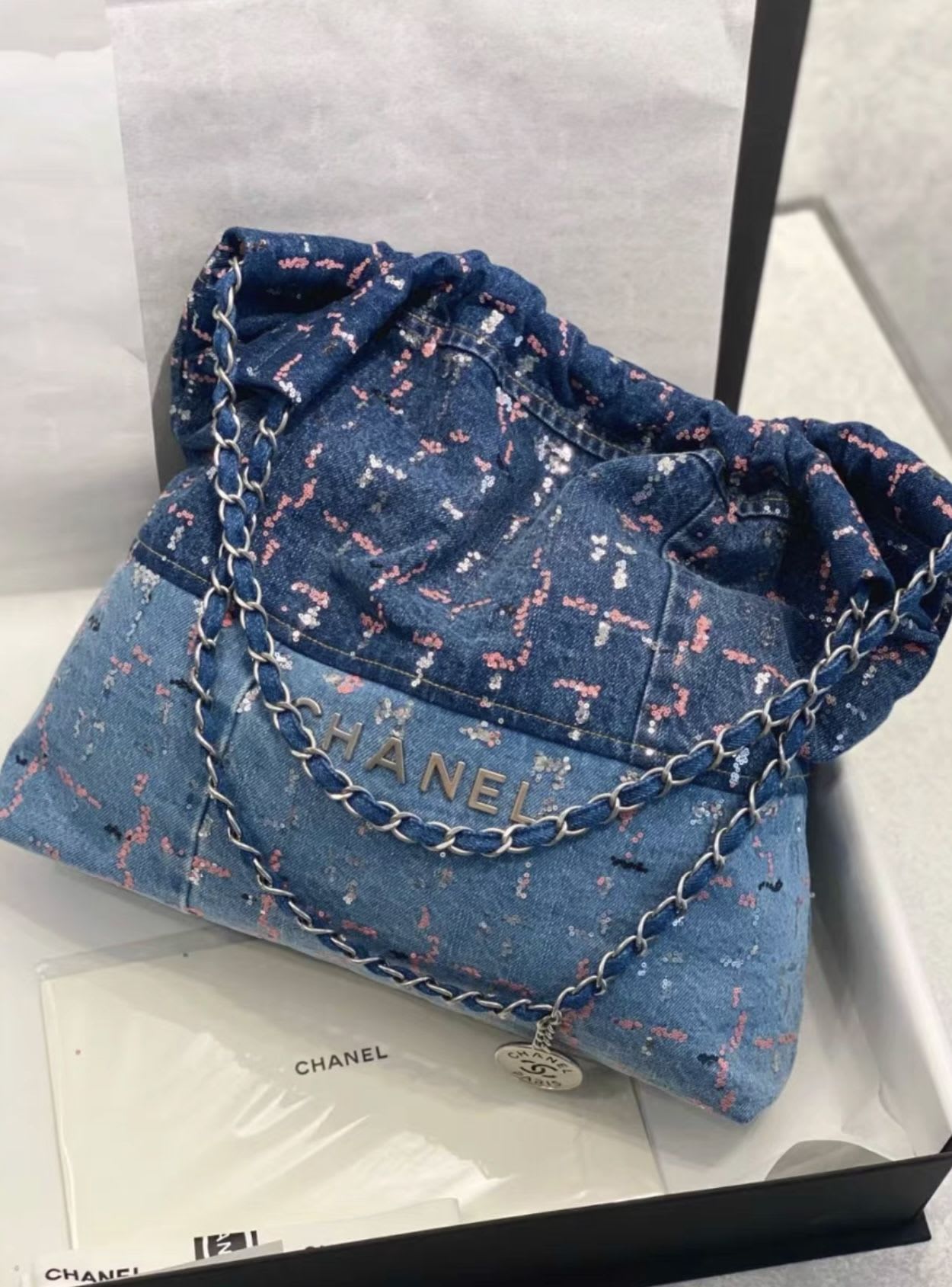 Chanel Chanel 22 Leather Shoulder Bag