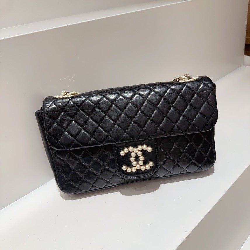 Chanel Luxury Handbag Style 4