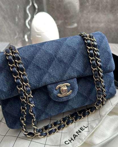 Chanel Chanel 22 Leather Shoulder Bag Shoulder Bag