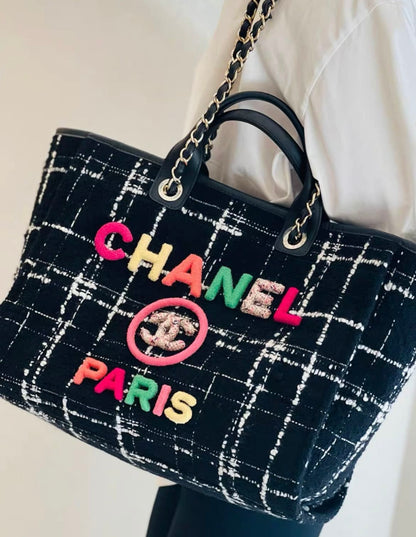 Chanel 22Aw Black And White Plaid With Colorful Letters Woolen Beach Bag