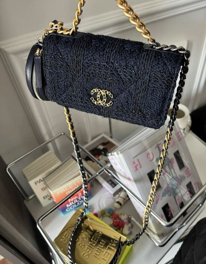 Chanel Chanel 19 Leather Shoulder Bag Style 3
