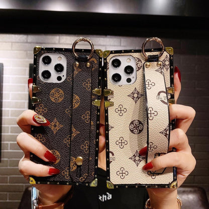 Vintage pattern wrist phone case for Samsung
