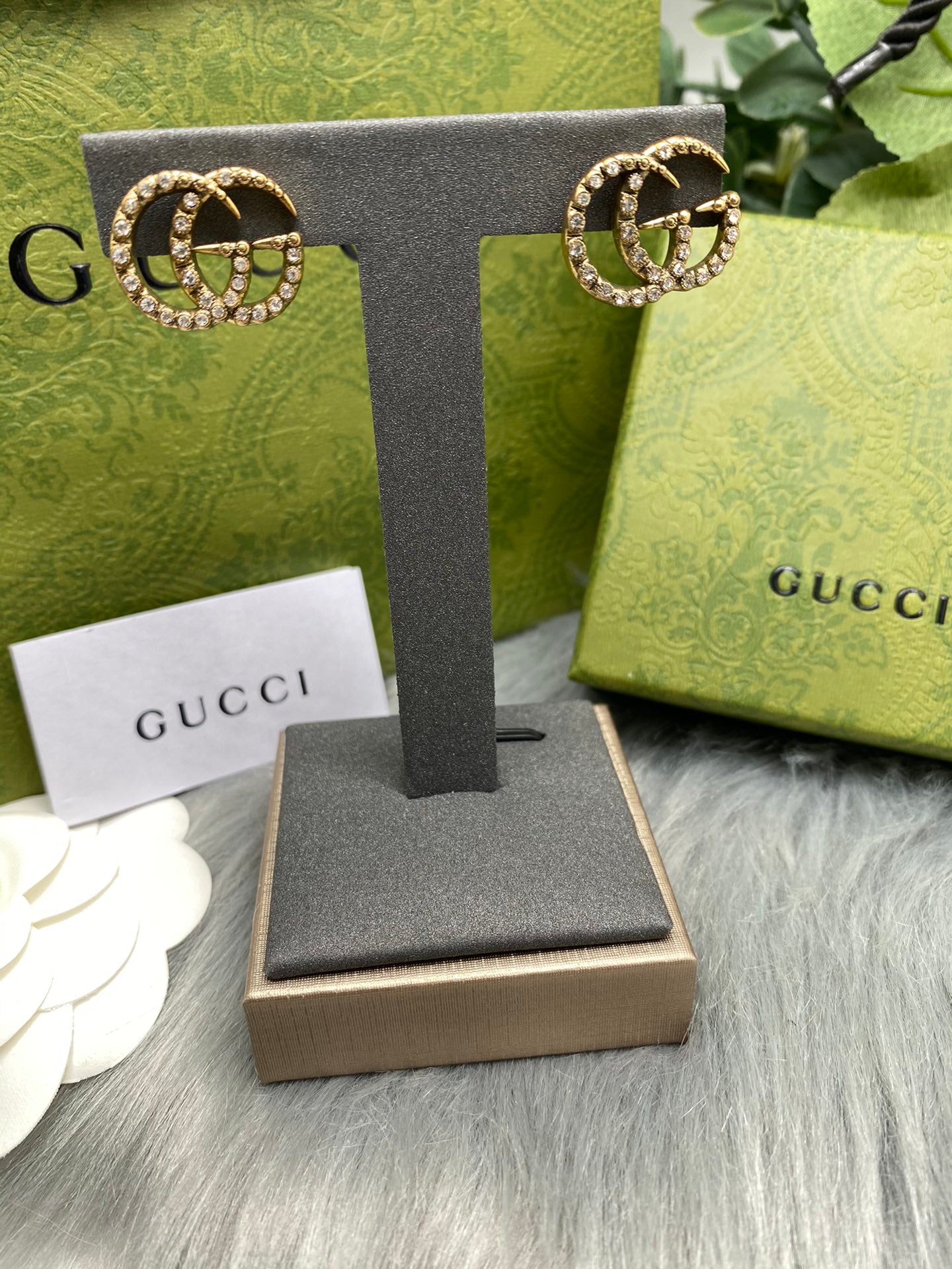Pearl earrings