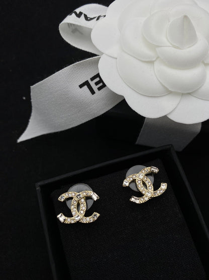 fashion crystal earrings