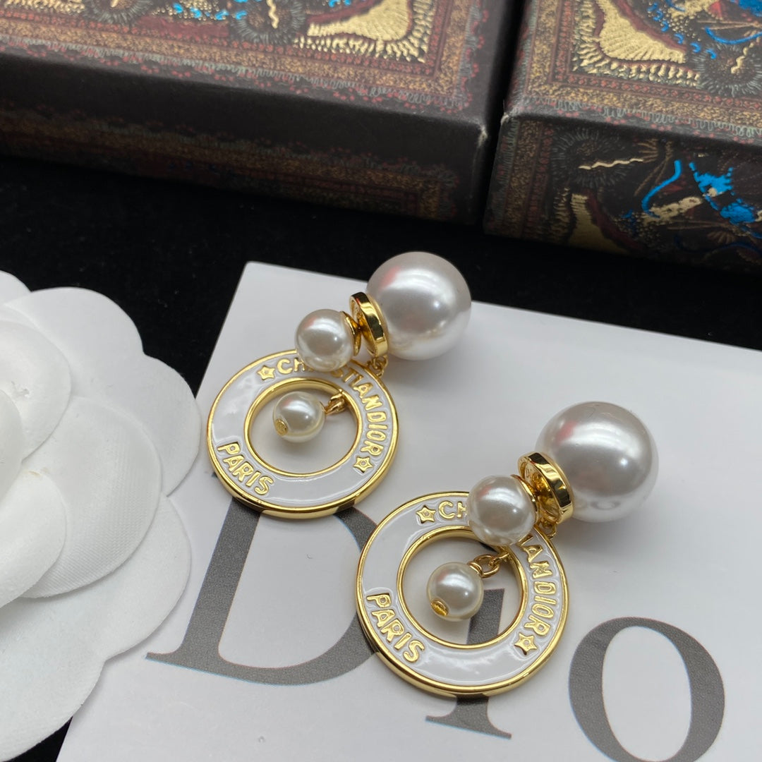 pearl delicate earrings