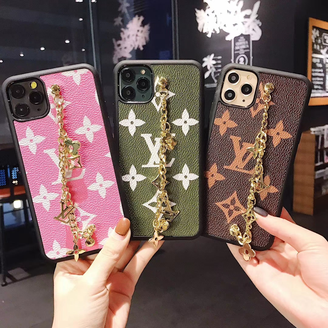 Fashion bracelet letter phone case