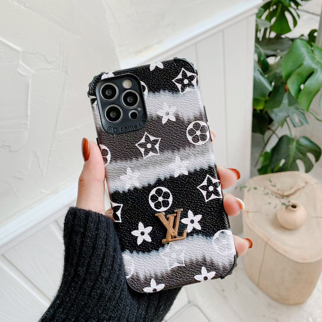 Gradient pattern mobile phone case