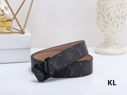 LV initials belt