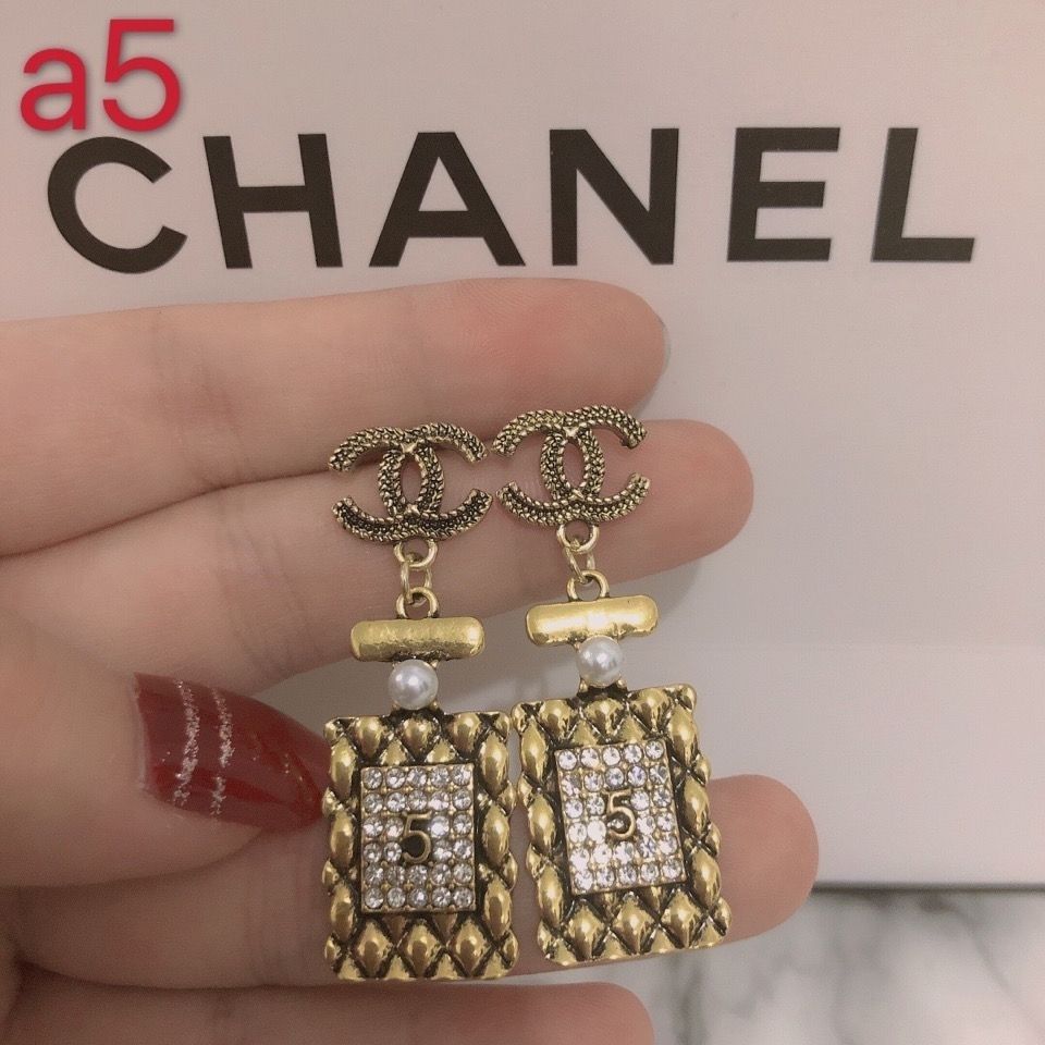 Lattice bag earrings
