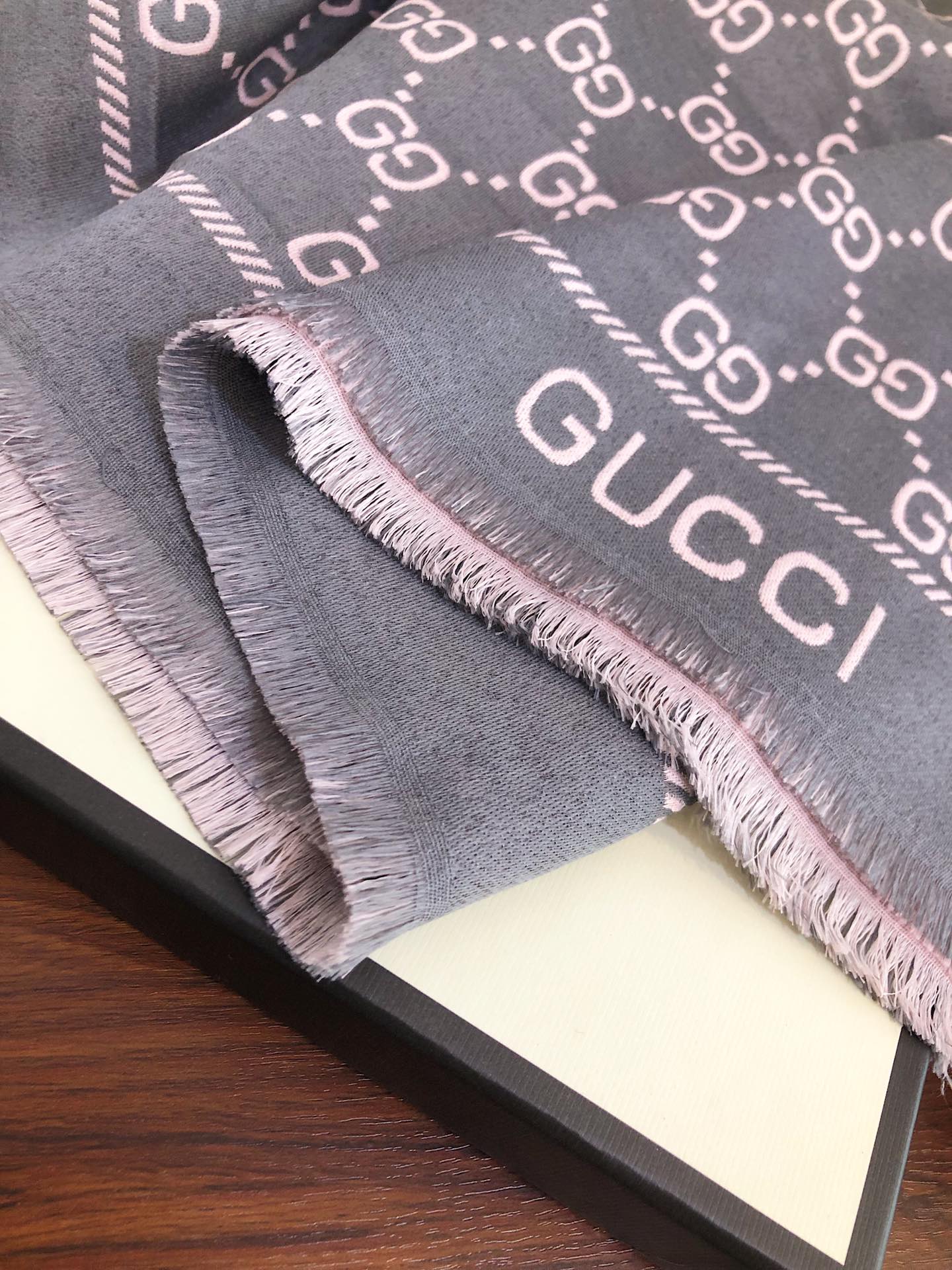 GG - Scarf (2 Colours Available)