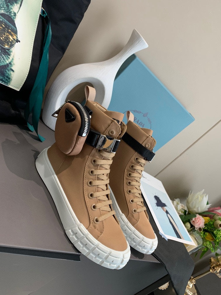P R A D A - Package Shoe Tan (Mens & Womens)