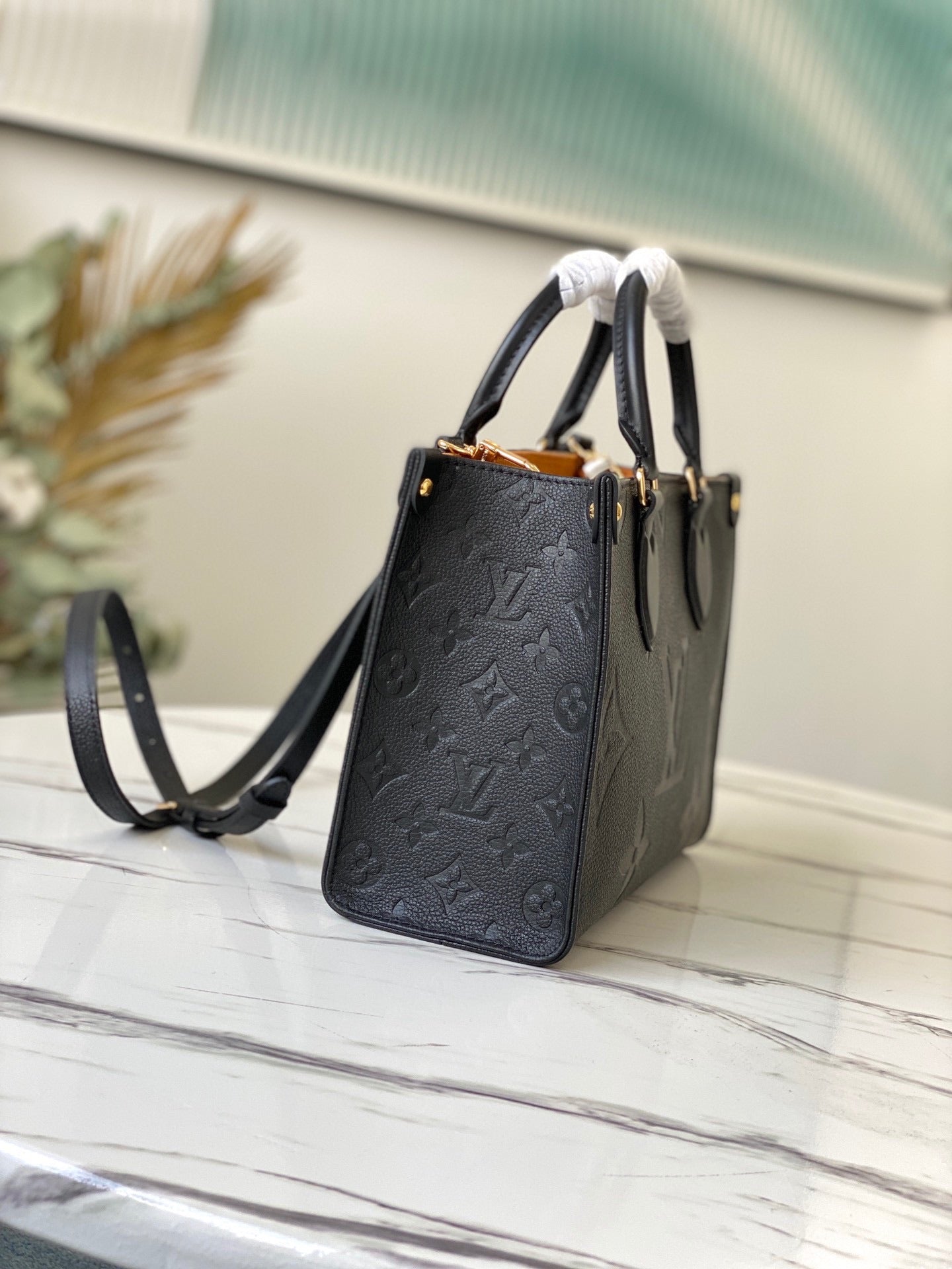 Bicolor Lv