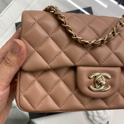C h a n e l brown 22cm