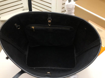 Lv Size:32×29×17cm