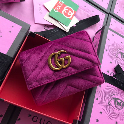 G u c c i wallet