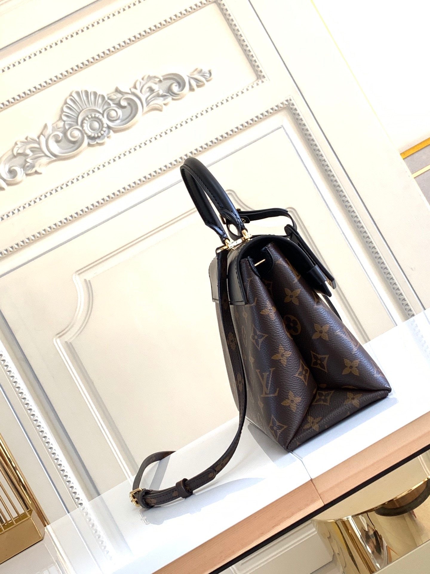 Lv mon