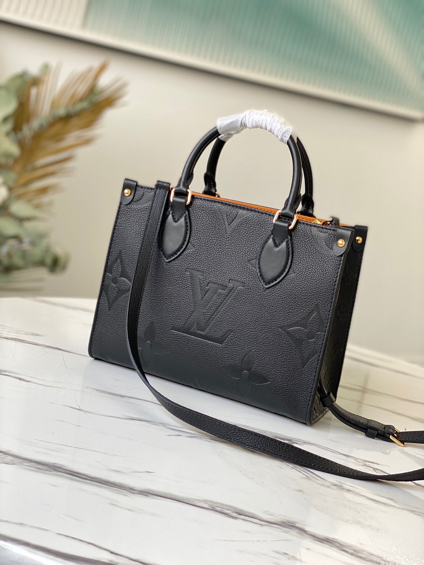 Bicolor Lv