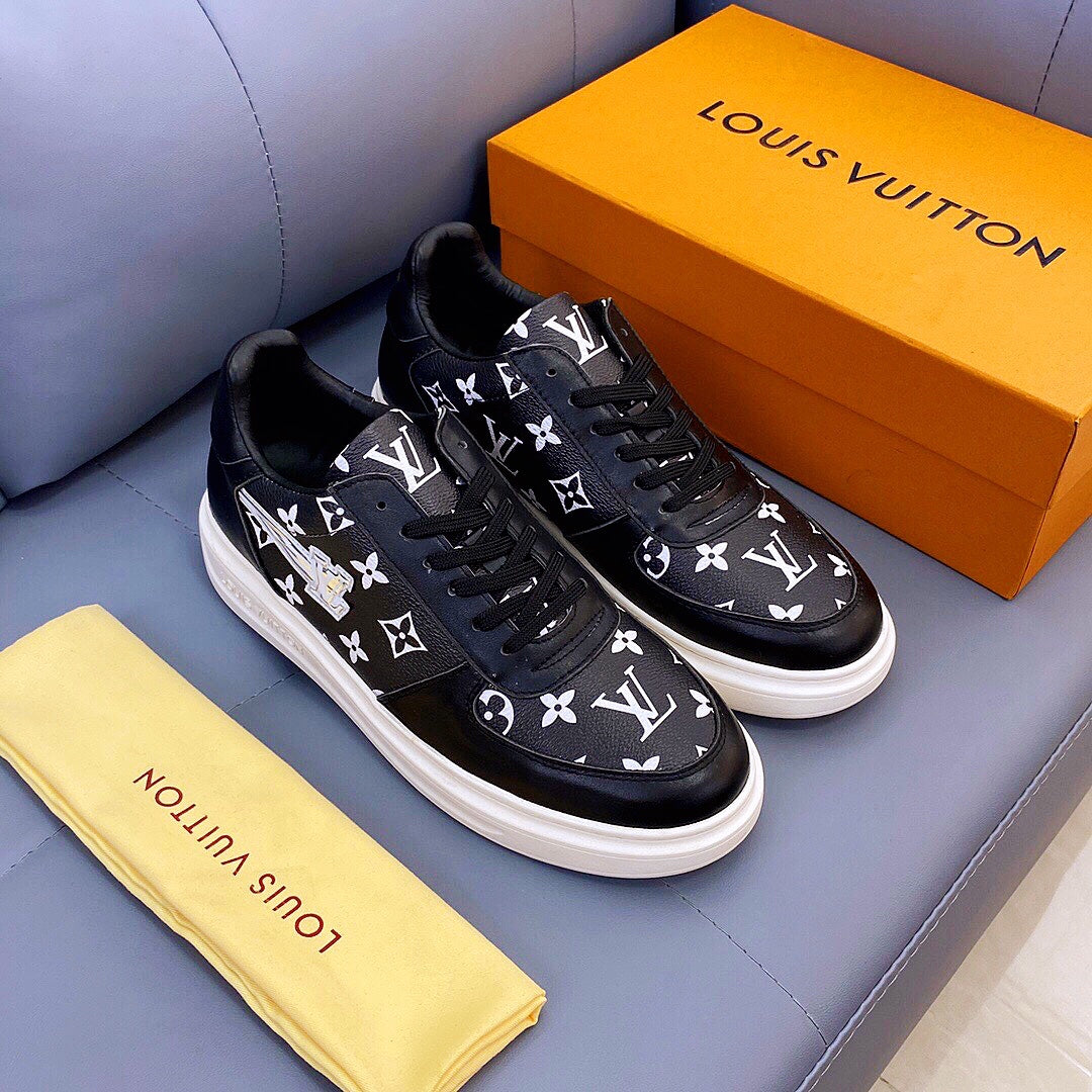 L v sneakers 21
