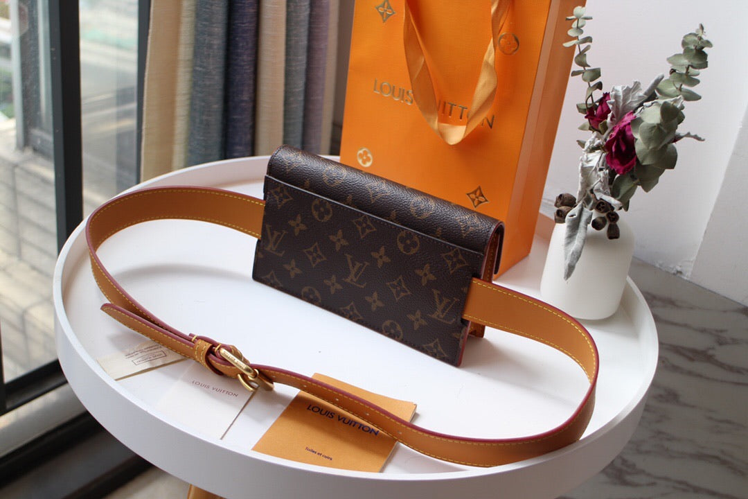 Lv belt bag