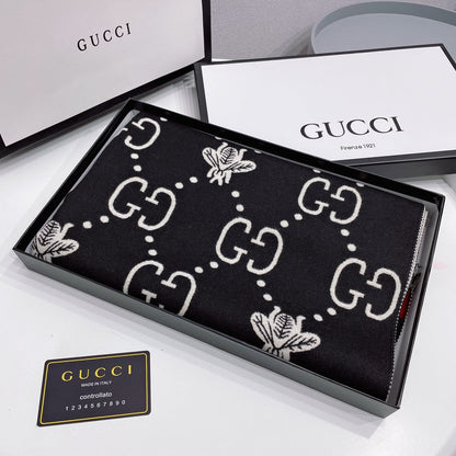 G u c c i scarf black or brown