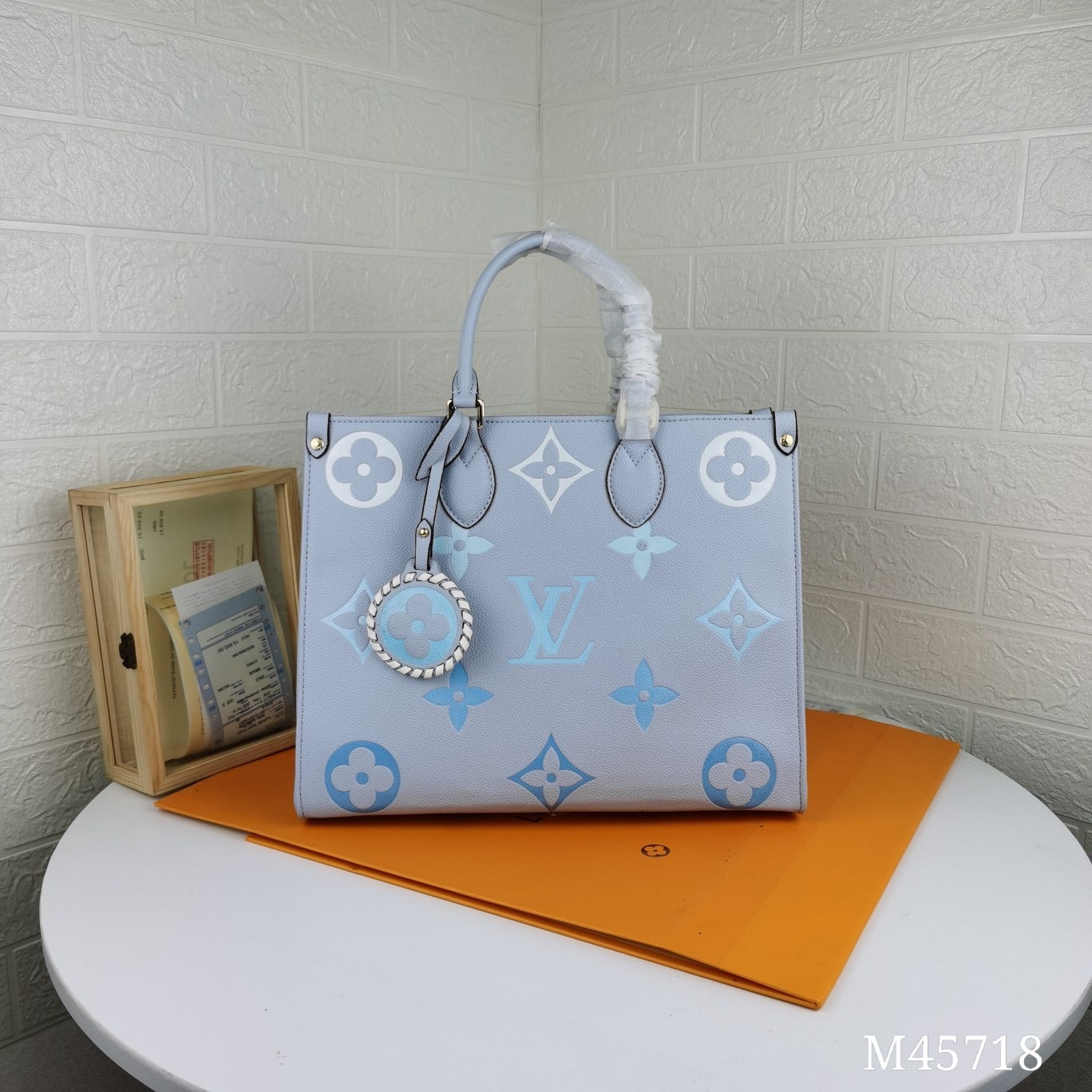 Lv on the go