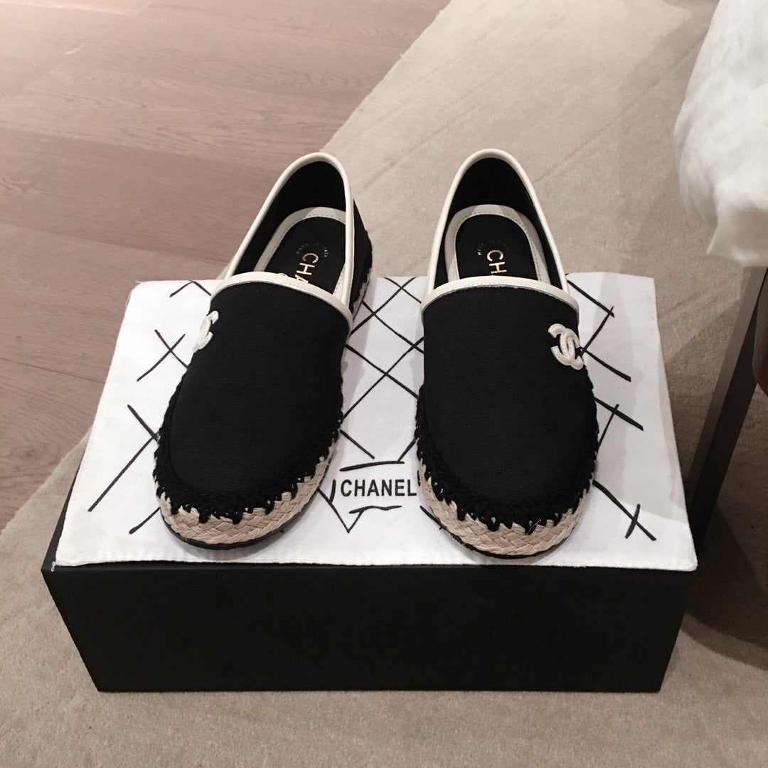 Fashion black espadrilles