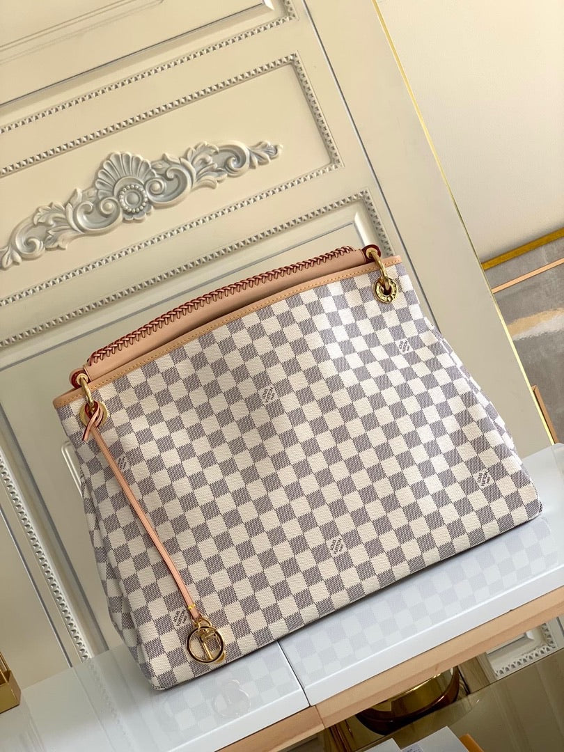 Lv day