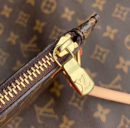 Lv Neverfull-brown inside