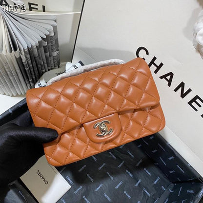 C h a n e l 20cm