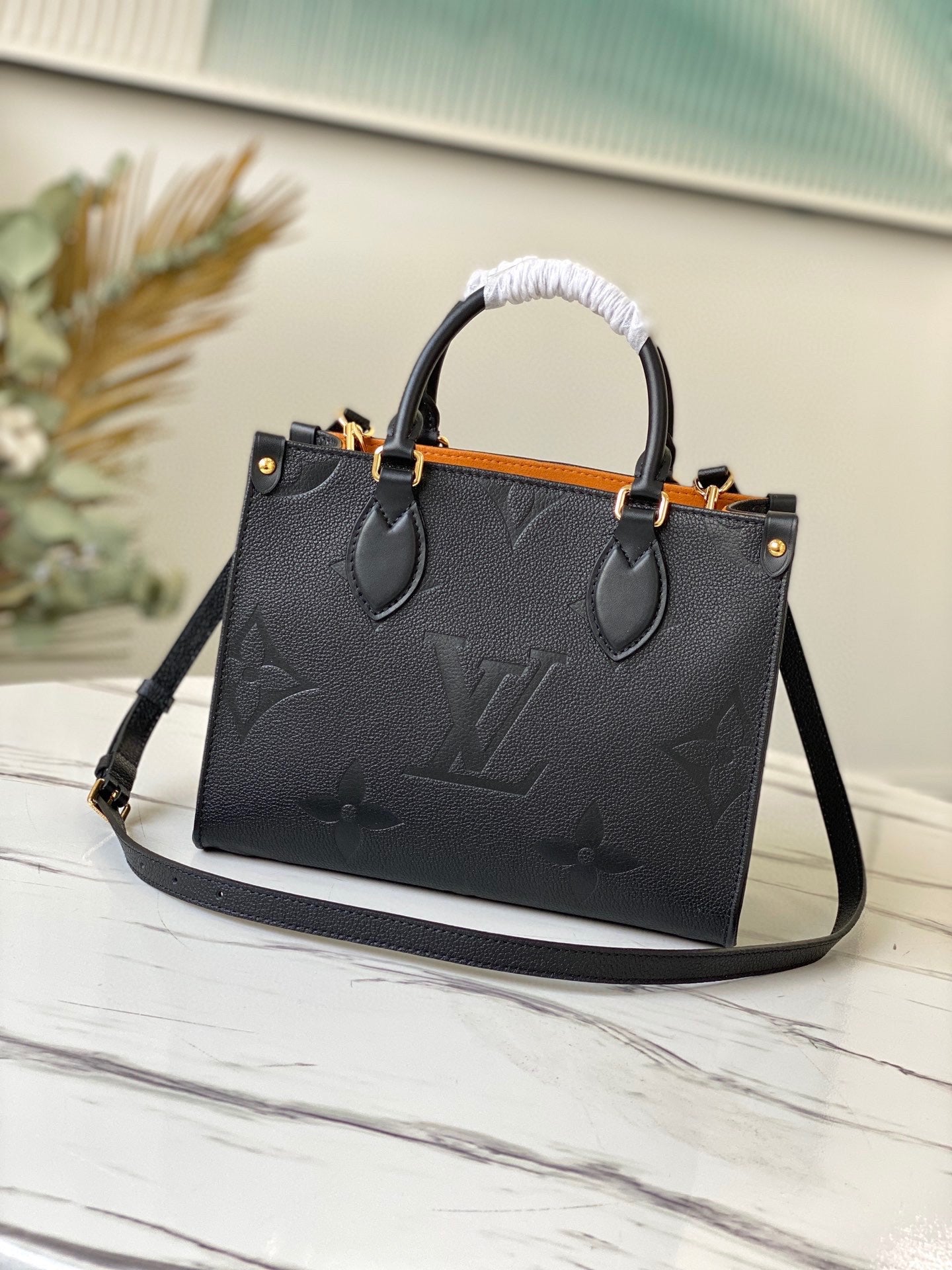 Bicolor Lv